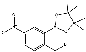 2-[2-(Bromomethyl)-5-nitrophenyl]-4,4,5,5-tetramethyl-1,3,2-dioxaborolane Struktur