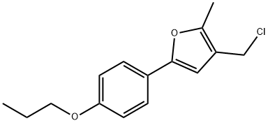 3-(chloromethyl)-2-methyl-5-(4-propoxyphenyl)furan Struktur