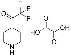 4-(Trifluoroacetyl)piperidine ethane-1,2-dioate, 1-(Piperidin-4-yl)-2,2,2-trifluoroethan-1-one oxalate Struktur