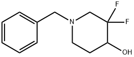 1-benzyl-3,3-difluoropiperidin-4-ol Struktur