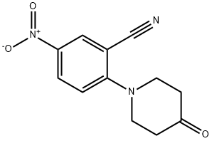 5-nitro-2-(4-oxopiperidin-1-yl)benzonitrile Struktur