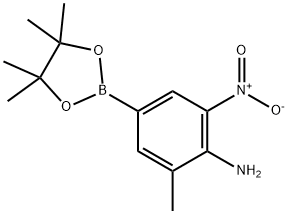 2-Methyl-6-nitro-4-(4,4,5,5-tetraMethyl-1,3,2-dioxaborolan-2-yl)aniline Struktur