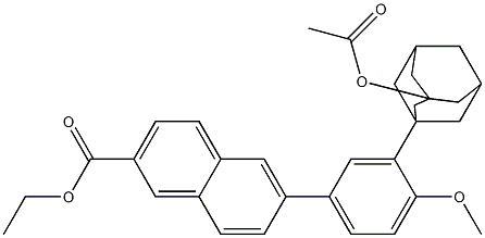 6-(3-((1r,3s,5R,7S)-3-AcetoxyadaMantan-1-yl)-4-Methoxyphenyl)-2-naphthoic Acid Ethyl Ester Struktur