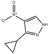 3-Cyclopropyl-4-nitro-1H-pyrazole Struktur