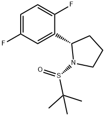 (2S)-2-(2,5-Difluorophenyl)-1-[(S)-(1,1-dimethylethyl)sulfinyl]pyrrolidine Struktur