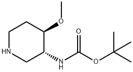 tert-butyl N-[(3R,4R)-4-methoxypiperidin-3-yl]carbamate Struktur