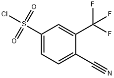 4-CYANO-3-(TRIFLUOROMETHYL)BENZENE-1-SULFONYL CHLORIDE Struktur