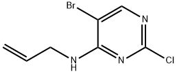 5-bromo-2-chloro-N-(prop-2-en-1-yl)pyrimidin-4-amine Struktur