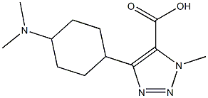 4-(4-(dimethylamino)cyclohexyl)-1-methyl-1H-1,2,3-triazole-5-carboxylic acid Struktur