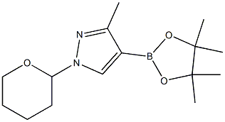 3-methyl-1-(tetrahydro-2H-pyran-2-yl)-4-(4,4,5,5-tetramethyl-1,3,2-dioxaborolan-2-yl)-1H-pyrazole Struktur