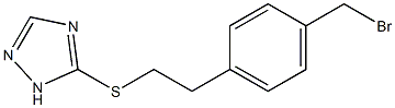 5-(4-(bromomethyl)phenethylthio)-1H-1,2,4-triazole Struktur