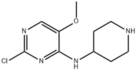 2-Chloro-5-methoxy-N-(piperidin-4-yl)pyrimidin-4-amine Struktur