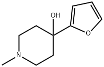 4-(furan-2-yl)-1-methylpiperidin-4-ol Struktur