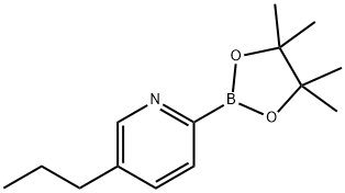 5-propyl-2-(4,4,5,5-tetramethyl-1,3,2-dioxaborolan-2-yl)pyridine Struktur