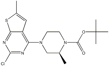 (S)-tert-butyl 4-(2-chloro-6-methylthieno[2,3-d]pyrimidin-4-yl)-2-methylpiperazine-1-carboxylate Struktur