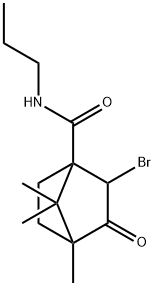 2-bromo-4,7,7-trimethyl-3-oxo-N-propylbicyclo[2.2.1]heptane-1-carboxamide Struktur