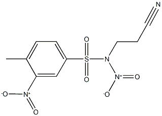 3-[2-hydroxy-1-({3-nitro-4-methylphenyl}sulfonyl)-2-oxidohydrazino]propanenitrile Struktur