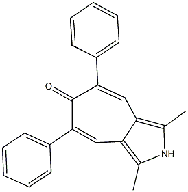 1,3-dimethyl-5,7-diphenylcyclohepta[c]pyrrol-6(2H)-one Struktur