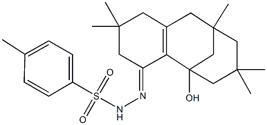 N'-[1-hydroxy-5,5,9,11,11-pentamethyltricyclo[7.3.1.0~2,7~]tridec-2(7)-en-3-ylidene]-4-methylbenzenesulfonohydrazide Struktur