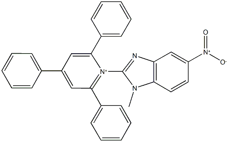 1-(1-methyl-5-nitro-1H-benzimidazol-2-yl)-2,4,6-triphenylpyridinium Struktur