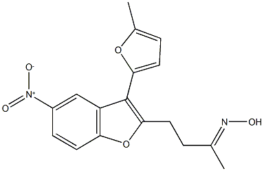 4-[5-nitro-3-(5-methyl-2-furyl)-1-benzofuran-2-yl]-2-butanone oxime Struktur