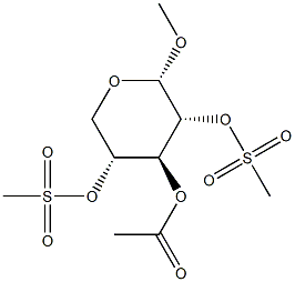 Methyl 3-O-acetyl-2-O,4-O-di(methylsulfonyl)-α-D-xylopyranoside Struktur