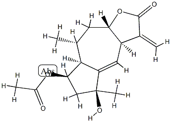 (3aR)-7β-Acetoxy-3aα,5,6,7,7aα,8,9,9aβ-octahydro-5β-hydroxy-5,8α-dimethyl-3-methyleneazuleno[6,5-b]furan-2(3H)-one Struktur