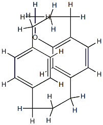 6-Methoxytricyclo[10.2.2.25,8]octadeca-5,7,12,14(1),15,17-hexene Struktur