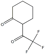 2-(2,2,2-trifluoroacetyl)cyclohexan-1-one Struktur