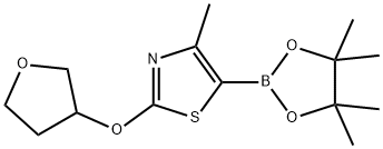 4-methyl-2-((tetrahydrofuran-3-yl)oxy)-5-(4,4,5,5-tetramethyl-1,3,2-dioxaborolan-2-yl)thiazole Struktur