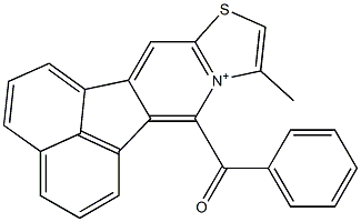 12-benzoyl-10-methylacenaphtho[1,2-d][1,3]thiazolo[3,2-a]pyridin-11-ium Struktur