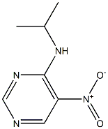 N-(1-methylethyl)-5-nitropyrimidin-4-amine Struktur