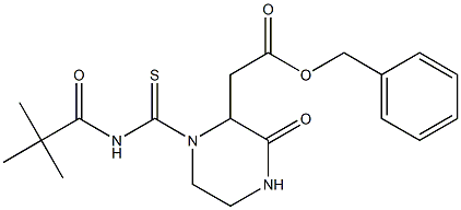 benzyl 2-(1-{[(2,2-dimethylpropanoyl)amino]carbothioyl}-3-oxo-2-piperazinyl)acetate Struktur