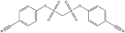 di(4-cyanophenyl) methanedisulfonate Struktur