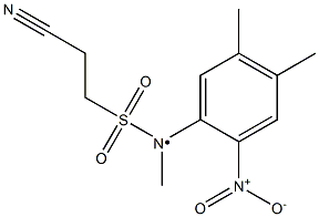 2-cyano-N-(4,5-dimethyl-2-nitrophenyl)-N-methylethane-1-sulfonamido Struktur