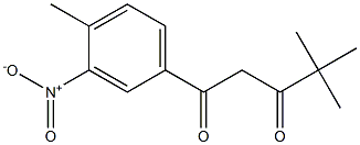 4,4-dimethyl-1-(4-methyl-3-nitrophenyl)pentane-1,3-dione Struktur