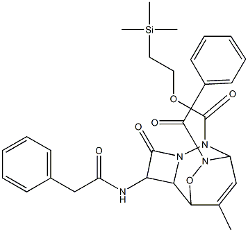 2-(trimethylsilyl)ethyl 8-benzoyl-10-methyl-4-oxo-3-[(phenylacetyl)amino]-9-oxa-5,6,8-triazatricyclo[5.2.2.0~2,5~]undec-10-ene-6-carboxylate Struktur