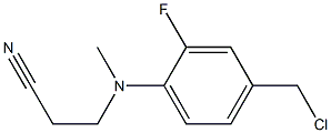 3-{[4-(chloromethyl)-2-fluorophenyl](methyl)amino}propanenitrile Struktur