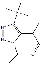 1-Ethyl-4-(trimethylsilyl)-5-(1-acetylethyl)-1H-1,2,3-triazole Struktur