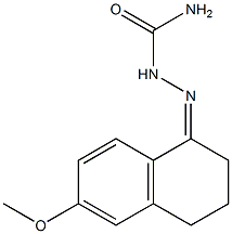 2-(6-methoxy-1,2,3,4-tetrahydronaphthalen-1-yliden)hydrazine-1-carboxamide Struktur