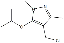 4-(chloromethyl)-1,3-dimethyl-5-(propan-2-yloxy)-1H-pyrazole Struktur