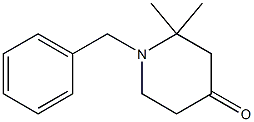 1-benzyl-2,2-dimethylpiperidin-4-one Struktur