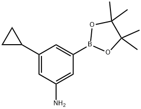 3-cyclopropyl-5-(4,4,5,5-tetramethyl-1,3,2-dioxaborolan-2-yl)aniline Struktur