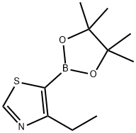 4-ethyl-5-(4,4,5,5-tetramethyl-1,3,2-dioxaborolan-2-yl)thiazole Struktur