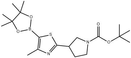 tert-butyl 3-(4-methyl-5-(4,4,5,5-tetramethyl-1,3,2-dioxaborolan-2-yl)thiazol-2-yl)pyrrolidine-1-carboxylate Struktur