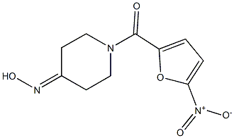 1-(5-nitro-2-furoyl)piperidin-4-one oxime Struktur