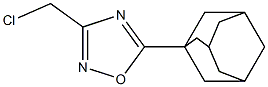 5-(adamantan-1-yl)-3-(chloromethyl)-1,2,4-oxadiazole Struktur