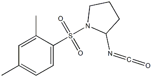 1-[(2,4-dimethylbenzene)sulfonyl]-2-isocyanatopyrrolidine Struktur