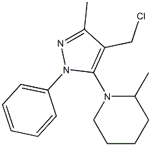 1-[4-(chloromethyl)-3-methyl-1-phenyl-1H-pyrazol-5-yl]-2-methylpiperidine Struktur