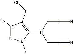 2-{[4-(chloromethyl)-1,3-dimethyl-1H-pyrazol-5-yl](cyanomethyl)amino}acetonitrile Struktur